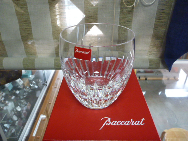 http://www.elashy-mise.jp/baccarat%20003.JPG